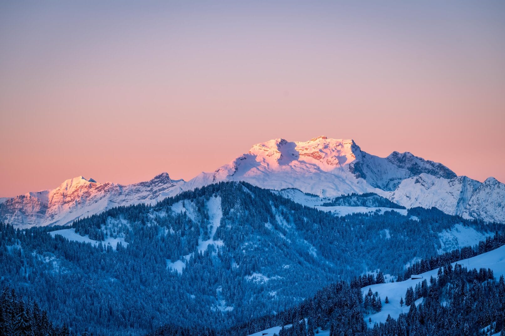 Lever du soleil sur la tournette